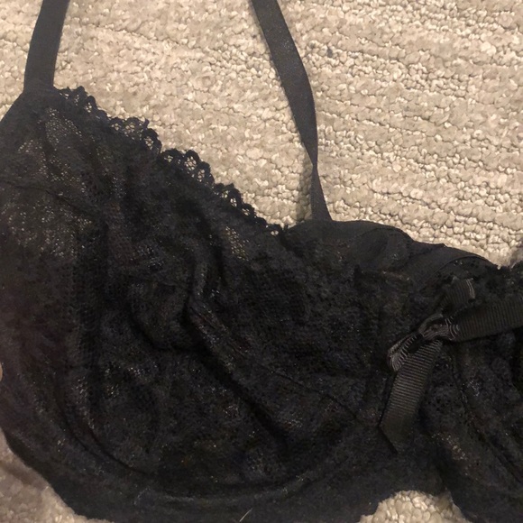 Lace bra with under wire - Picture 2 of 3
